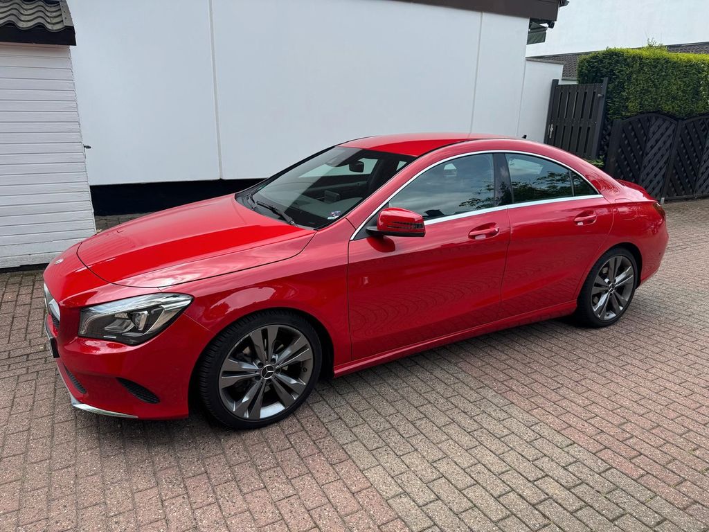Bild des Angebotes Mercedes-Benz CLA 220 4MATIC DCT -