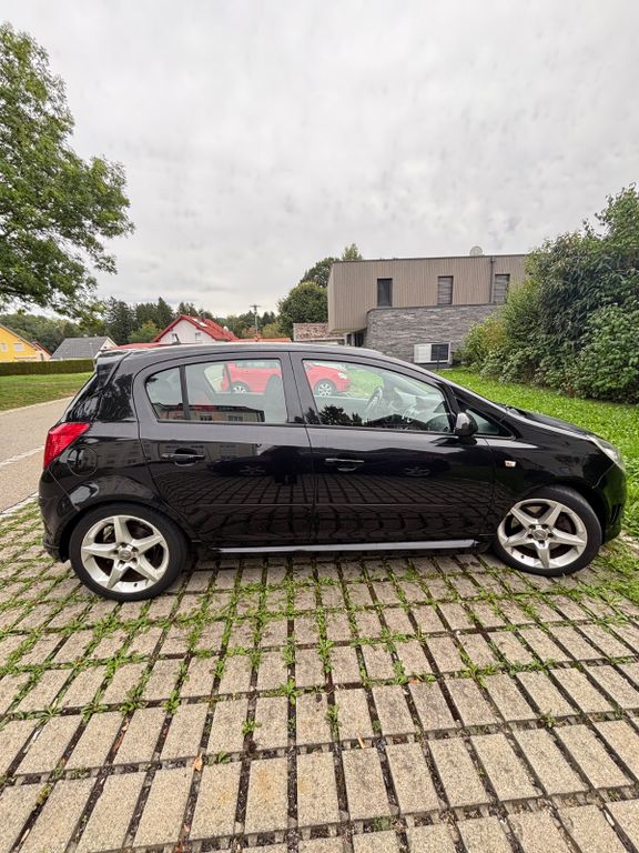 Bild des Angebotes Opel Corsa 1.6 Turbo GSi *LACKSCHADEN*