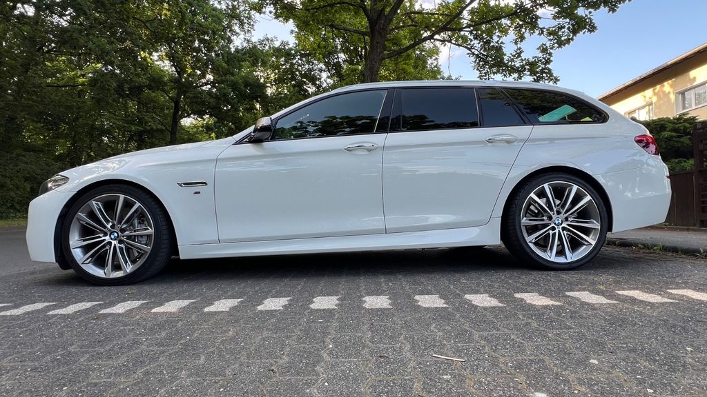 Bild des Angebotes BMW M550d xDrive Touring A M Preis bis 10.08