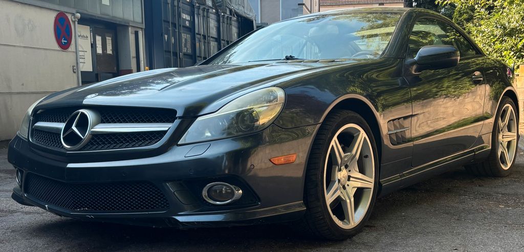 Bild des Angebotes Mercedes-Benz SL 550  V8  AMG-Paket US-Import