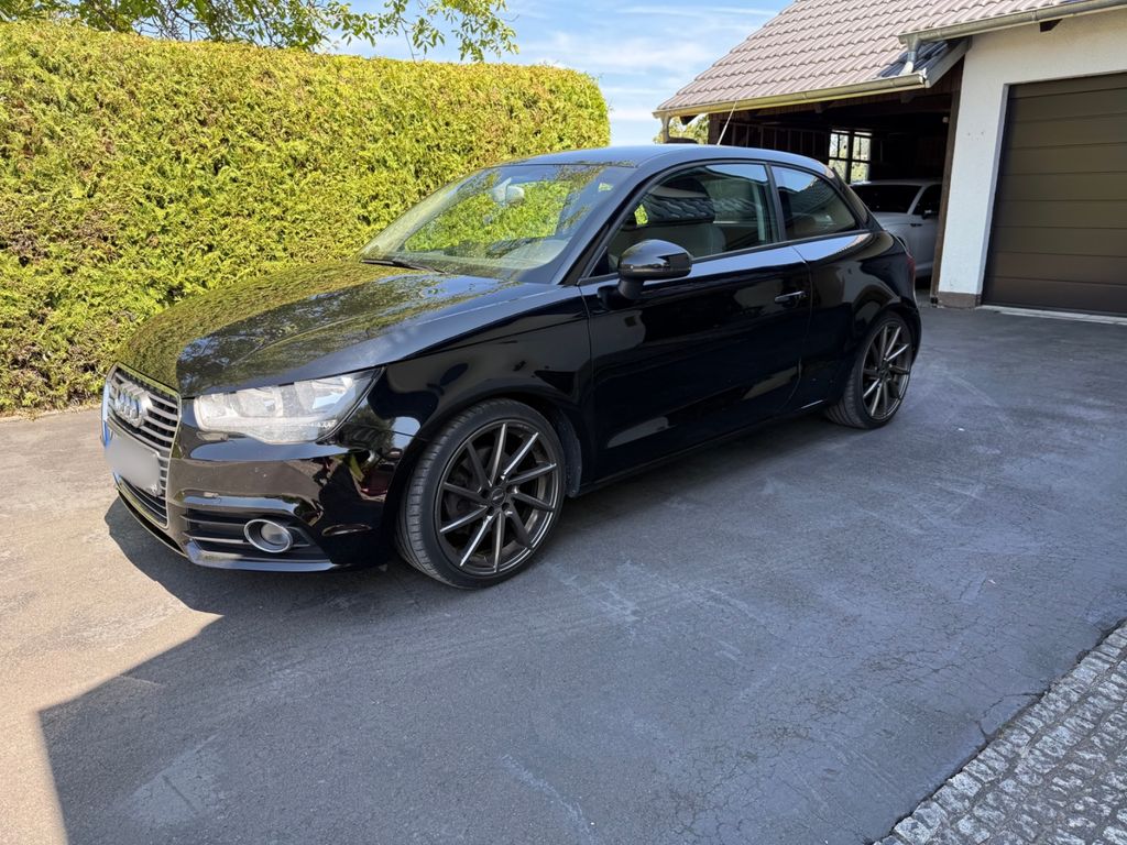 Bild des Angebotes Audi A1 1.4 TFSI 122 PS LED | Sportfahrwerk | 19 Zoll