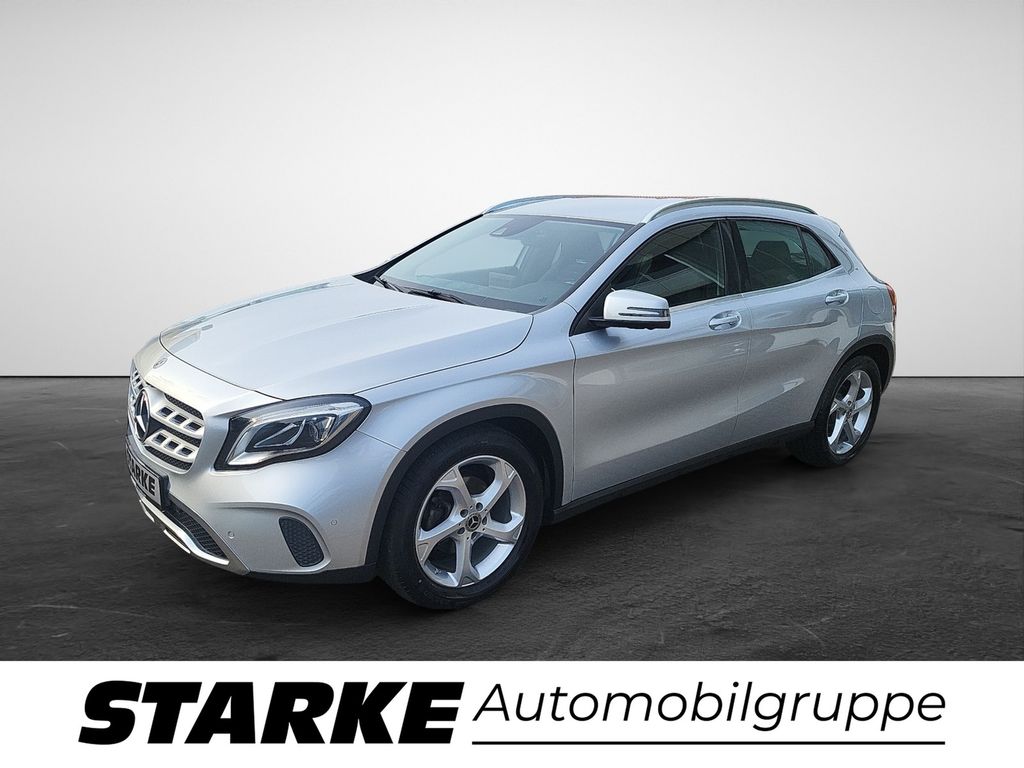 Bild des Angebotes Mercedes-Benz GLA 180 LED Standhz AHK Navi Klima