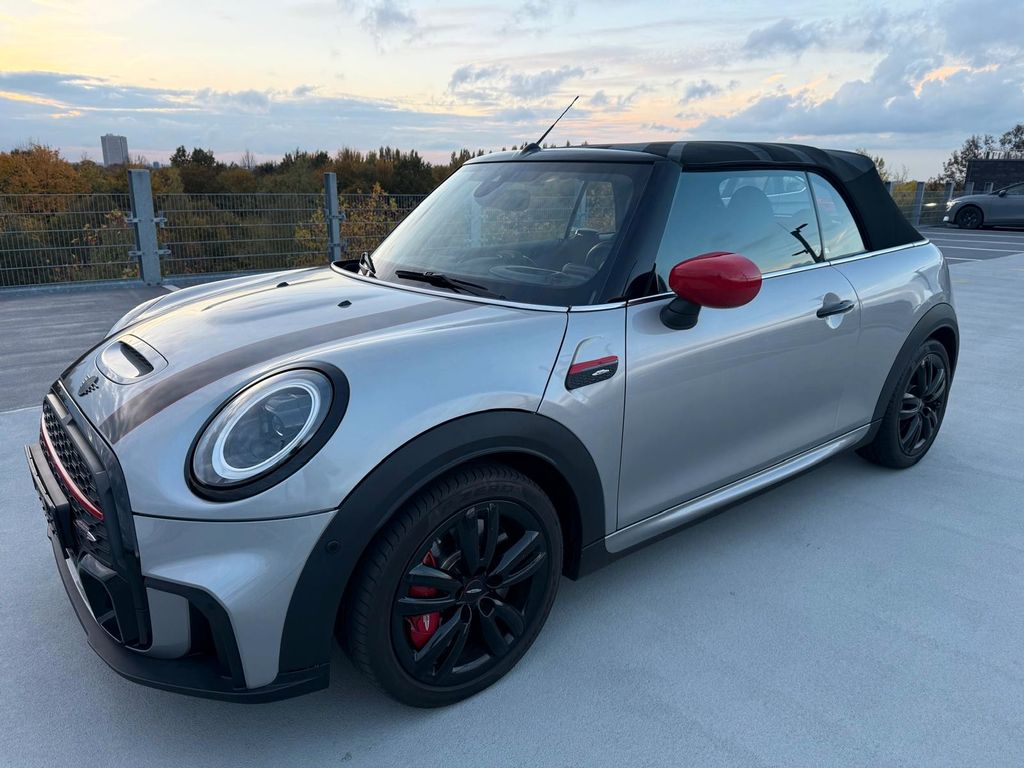 Bild des Angebotes MINI Cabrio John Cooper Works Essential Trim