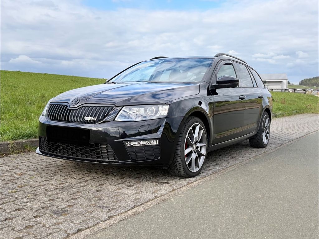 Bild des Angebotes Skoda Octavia 2.0 TDI RS Combi RS