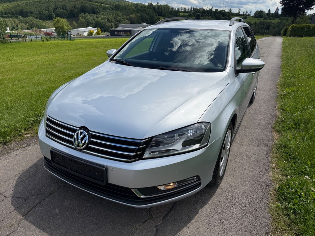 Bild des Angebotes Volkswagen Passat Variant Trendline BlueMotion Automatik