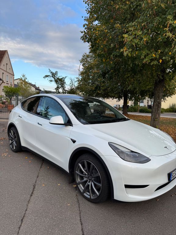 Bild des Angebotes Tesla Model Y Hinterradantrieb RWD*20485 km*WPU*