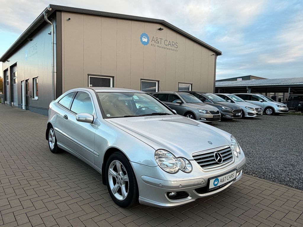 Bild des Angebotes Mercedes-Benz C 180  Sportcoupe/1. HAND/LÜCKENLOS SH/Klima/PDC