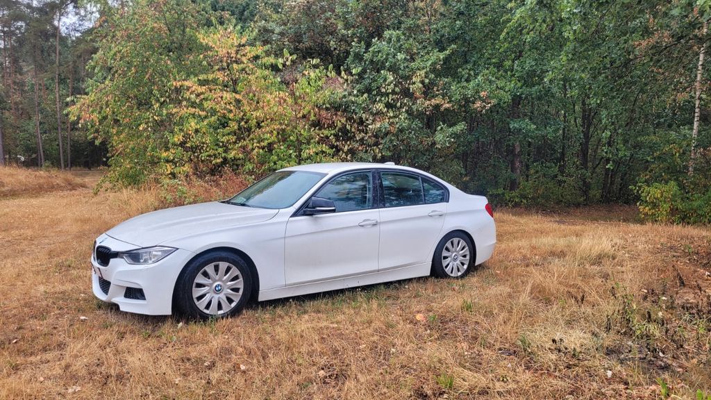 Bild des Angebotes BMW 320d Sport Line F30