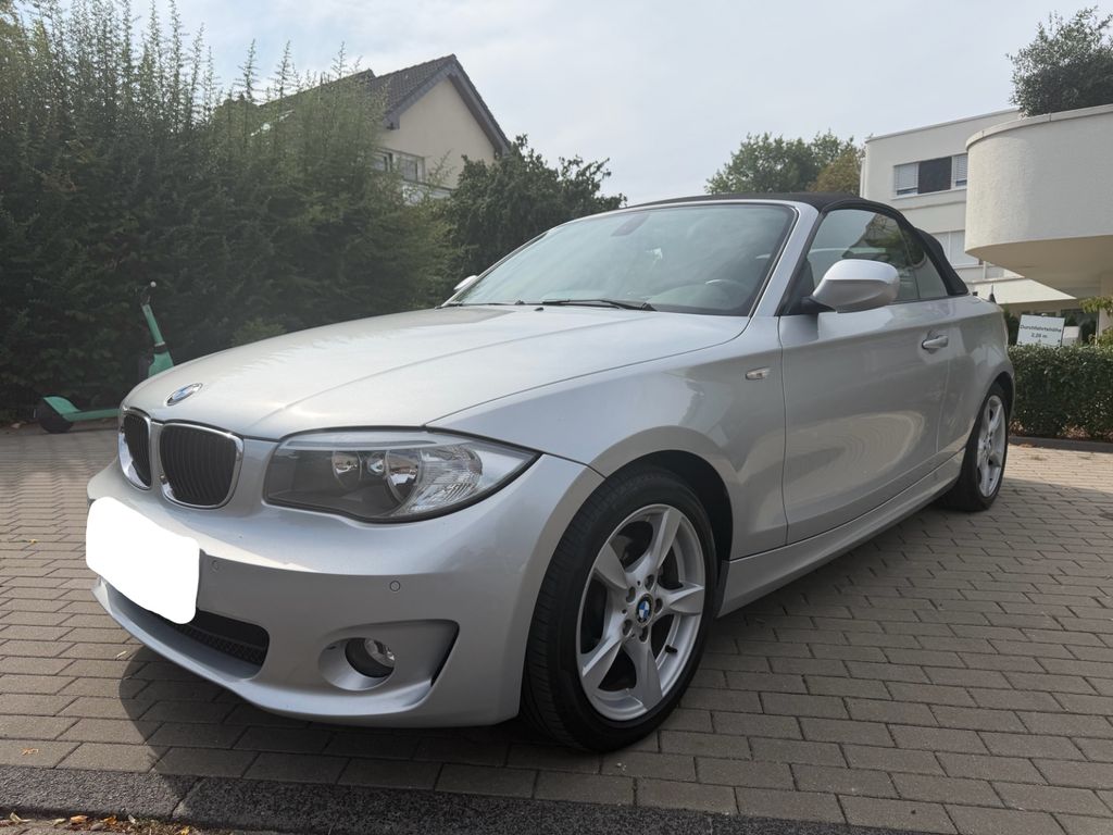 Bild des Angebotes BMW 120i Cabrio-UNFALLFREI-ERST 60.000KM-KETTE NEU-