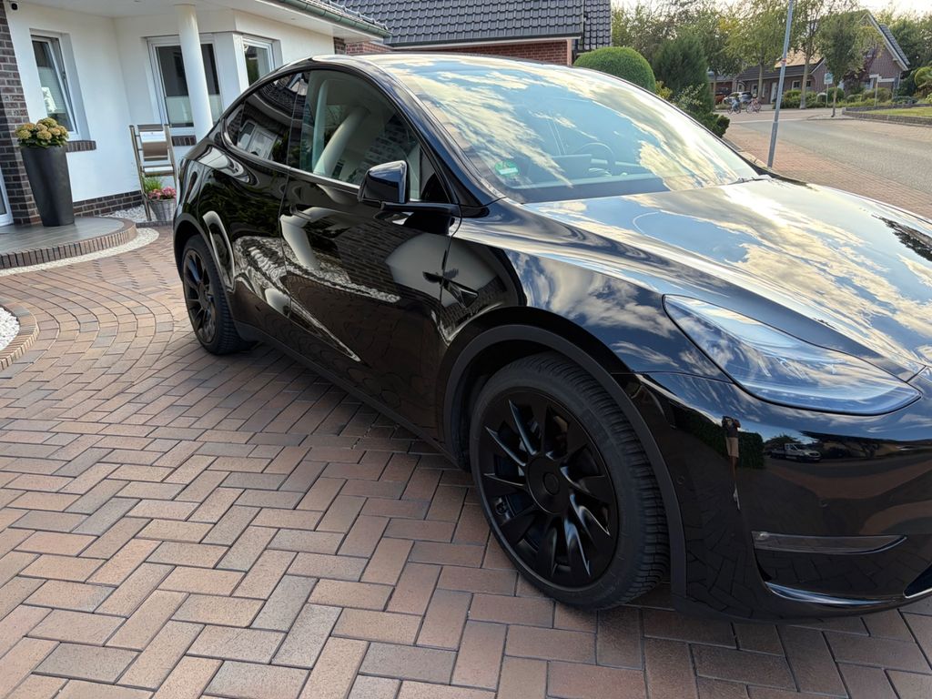 Bild des Angebotes Tesla Model Y Long Range Dual Motor AWD Long Range