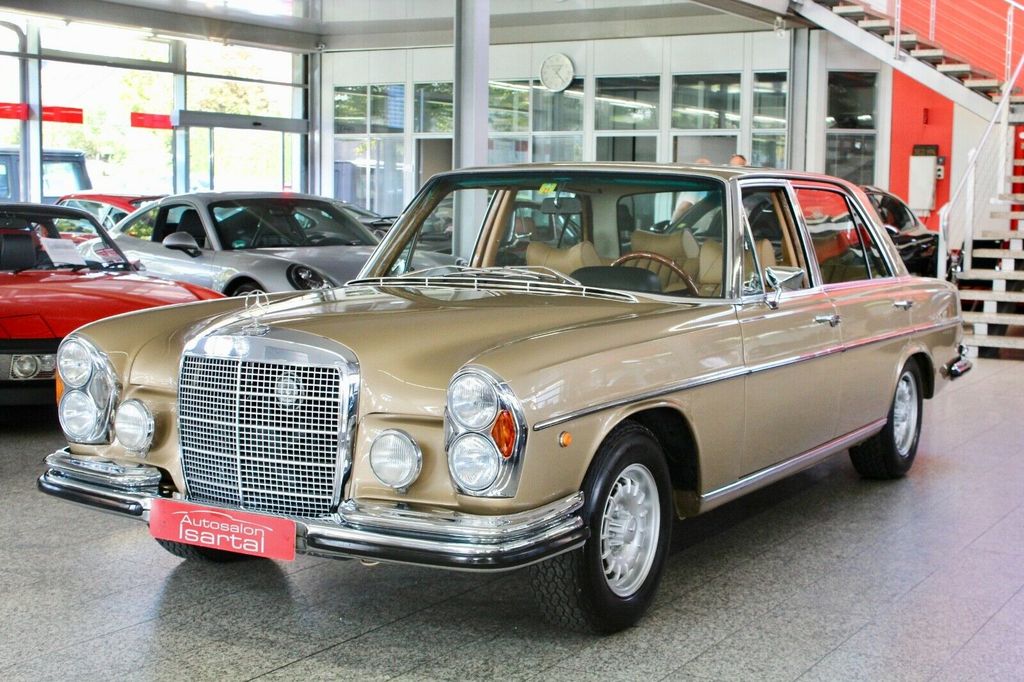 Bild des Angebotes Mercedes-Benz 300 SEL 6.3 -H-Kennz.- top Technik - Klima -SSD
