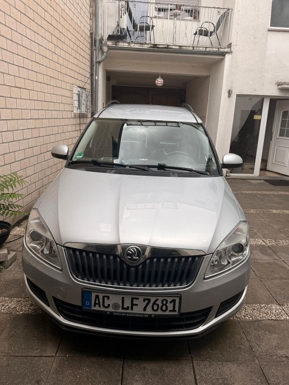 Bild des Angebotes Skoda Roomster 1.2l TSI 63kW Ambition Plus Edition...