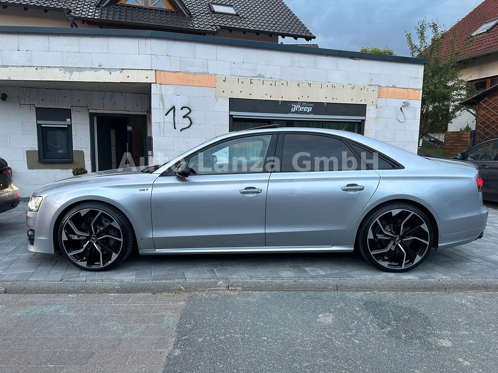Bild des Angebotes Audi S8 4.0TFSI quattro plus HD 21" LED CARBON KERAMI