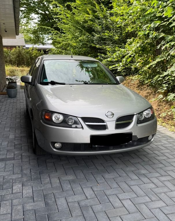 Nissan Almera 1.5 visia visia
