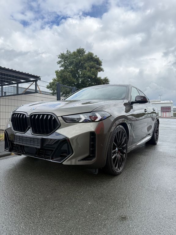 BMW X6 xDrive40d/M/H&K/SkyL/Intgrl/AirSusp/Carbon
