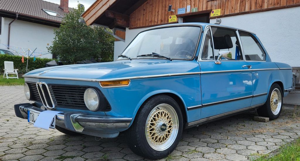 BMW 1602 TÜV , Weber, neues Sportfahrwerk + 2L Motor