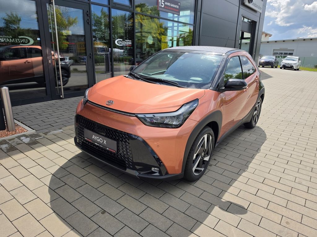 Bild des Angebotes Toyota Aygo X 1.5 l Hybrid Lounge Faltdach JBL System