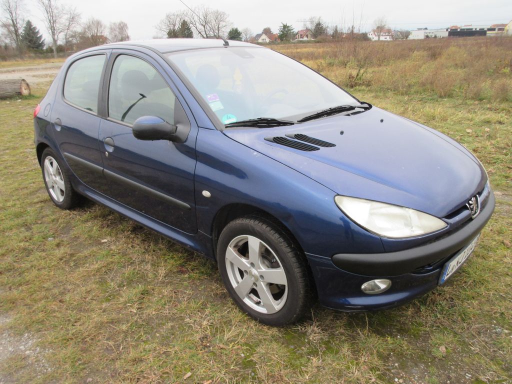 Bild des Angebotes Peugeot 206 1.6 Stadtflitzer mit Spaßfaktor 108PS