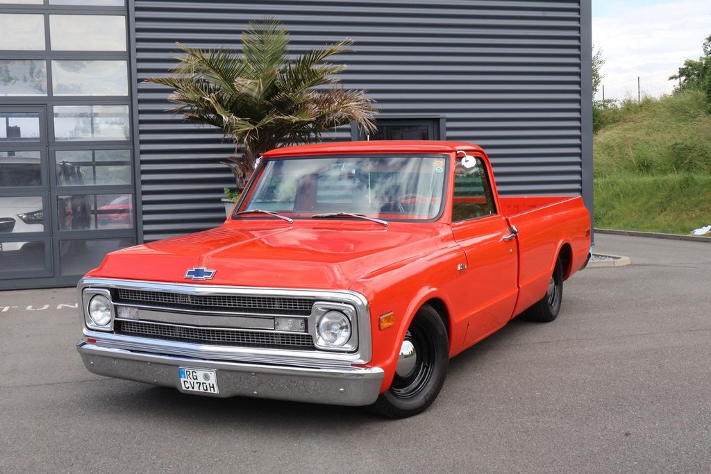 Bild des Angebotes Chevrolet C10 Pick-up V8 Power/US-Classic mit Charakter
