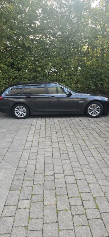 Bild des Angebotes BMW 530d xDrive Touring A -