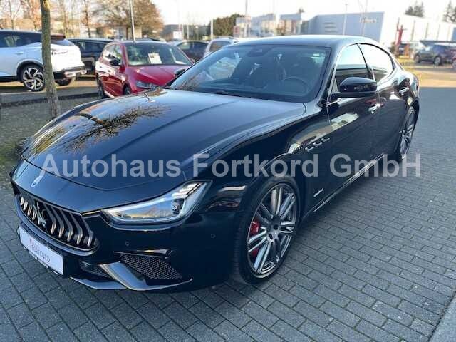 Bild des Angebotes Maserati Ghibli S Q4 GranSport  - Kamera, LED, 20' Zoll,