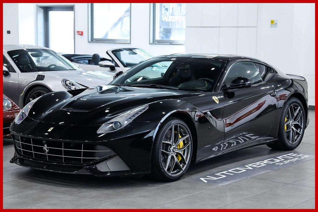 Ferrari F12 berlinetta | FULL CARBON SPEC |