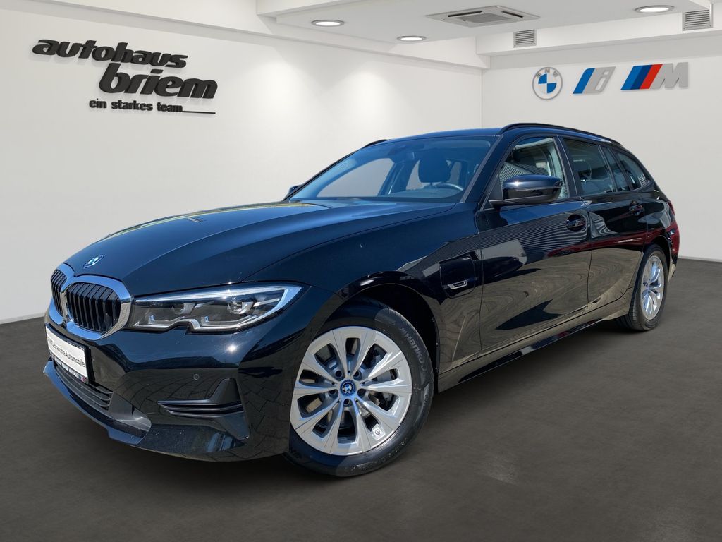 Bild des Angebotes BMW 330e Touring, Modell Advantage