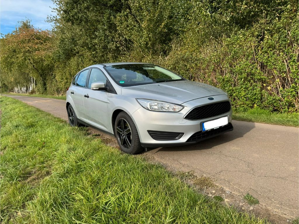 Bild des Angebotes Ford Focus 1,5 EcoBoost Ambiente