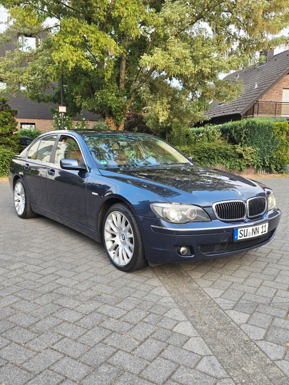 Bild des Angebotes BMW 730d A - 20 zoll individual