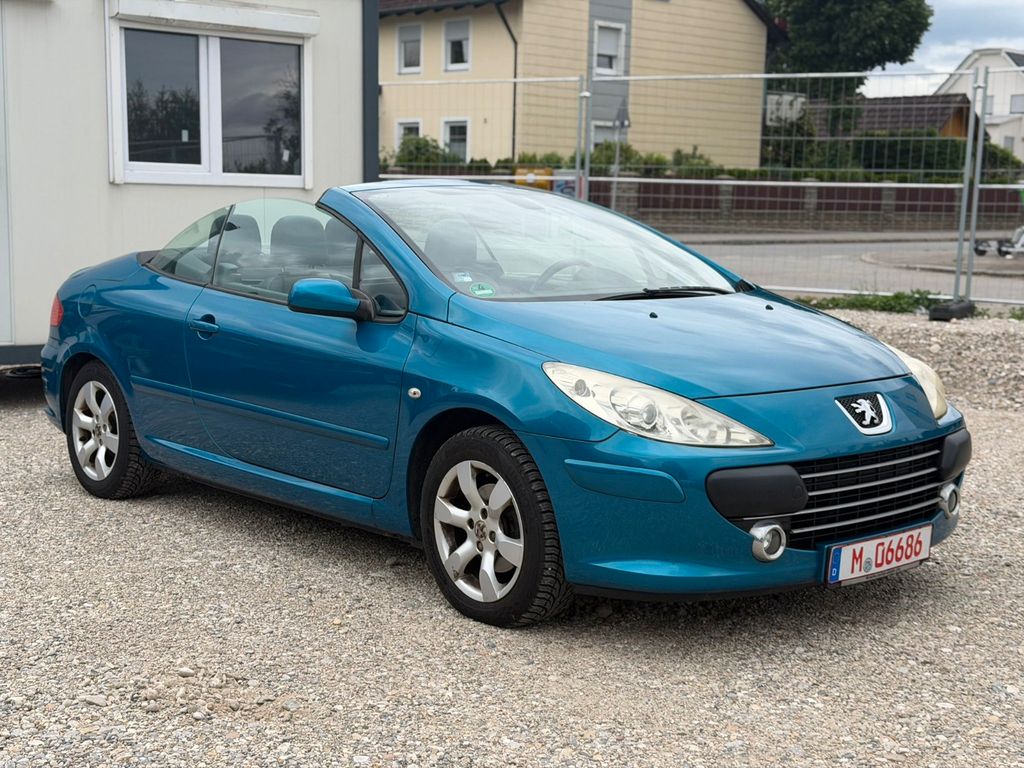 Bild des Angebotes Peugeot 307 CC Cabrio-Coupe Tendance 2.0 Automatik