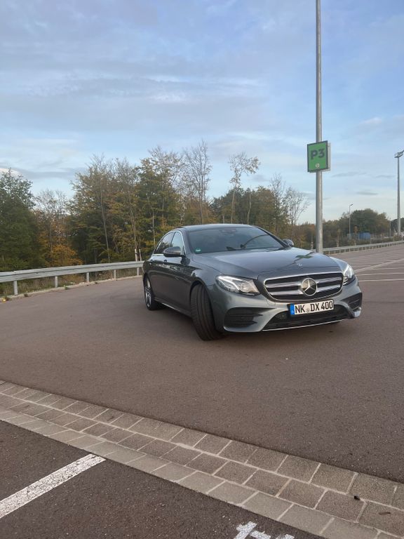 Bild des Angebotes Mercedes-Benz E 400 d 4MATIC Pano AMG line