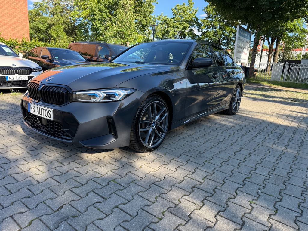 Bild des Angebotes BMW 330 d xDr*MSport*Glassdach*Head UP*Standheitzung
