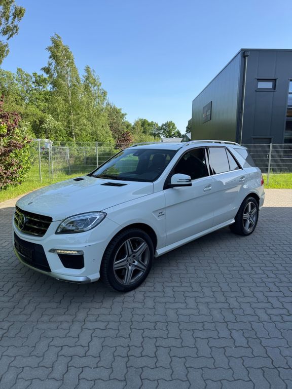 Bild des Angebotes Mercedes-Benz ML 63 AMG AMG