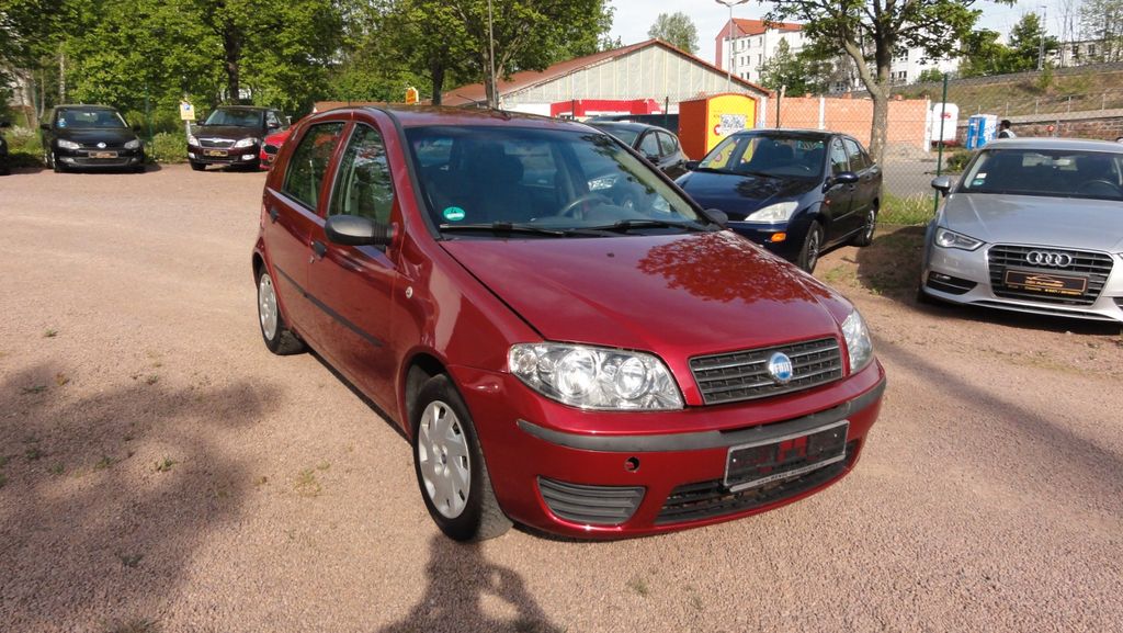 Bild des Angebotes Fiat Punto 1.2 8V*97TKm*el Fensteheber*USB*8xBereift