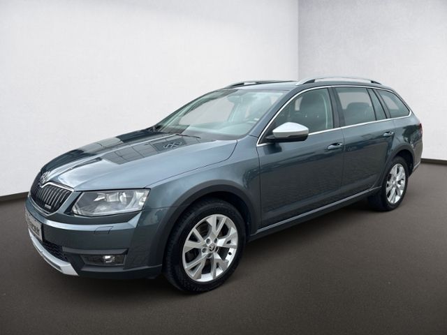 Bild des Angebotes Skoda Octavia Combi 2.0l TDI 4x4 Scout Bi-Xenon, AHK,