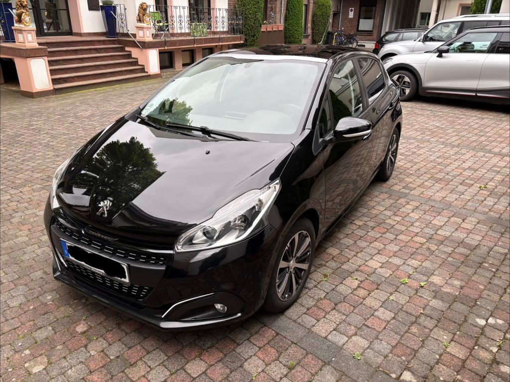 Bild des Angebotes Peugeot 208 1.2 Allure PureTech 82 Allure