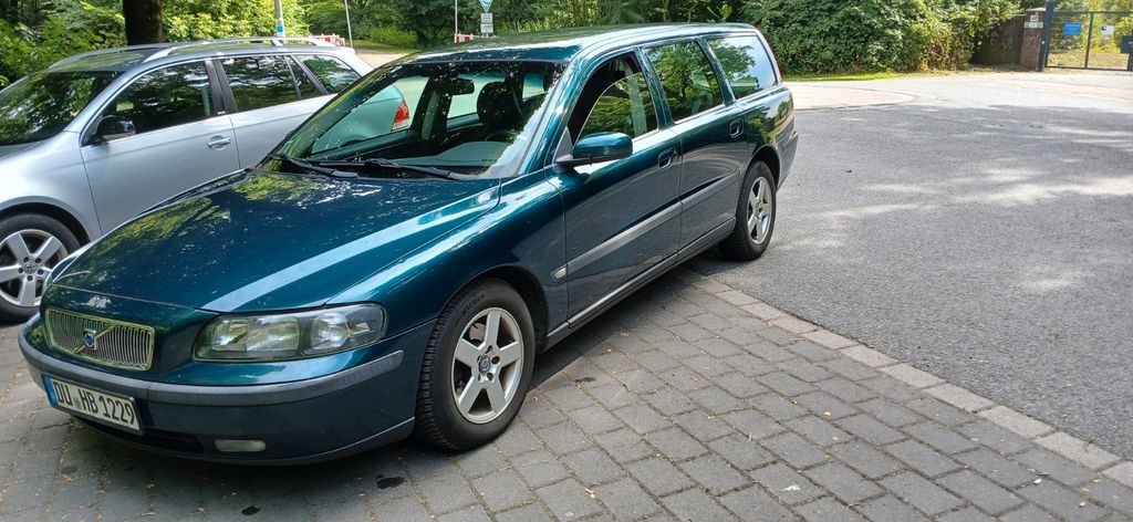 Bild des Angebotes Volvo V70 2.4 D5 -