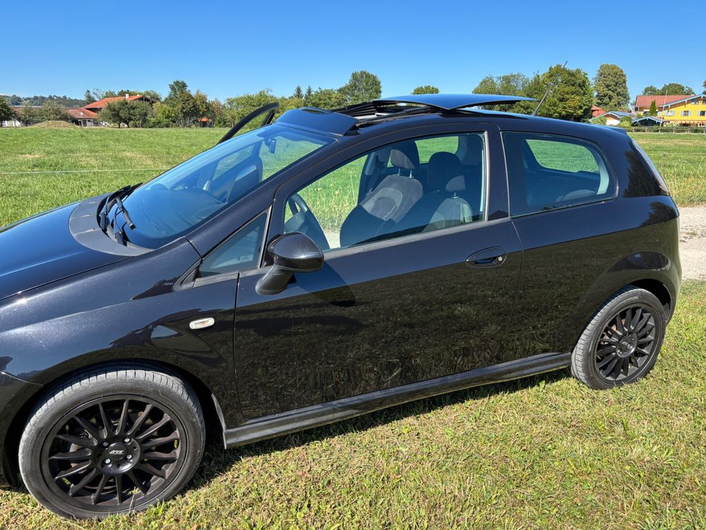 Bild des Angebotes Fiat Punto Sport 1.3 /105 PS Multijet, Klimaautomatik