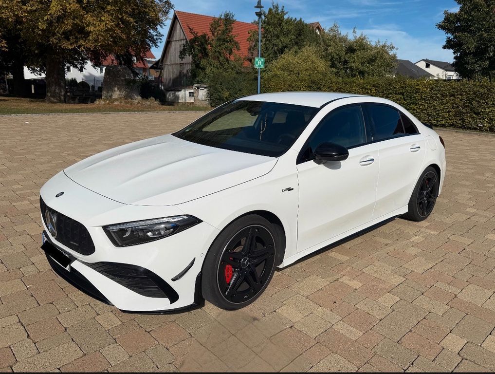 Bild des Angebotes Mercedes-Benz A 35 AMG Limousine mit Aerodynamik Paket