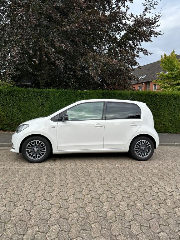Bild des Angebotes Seat Mii 1.0 55kW Klima, Sitzheizung
