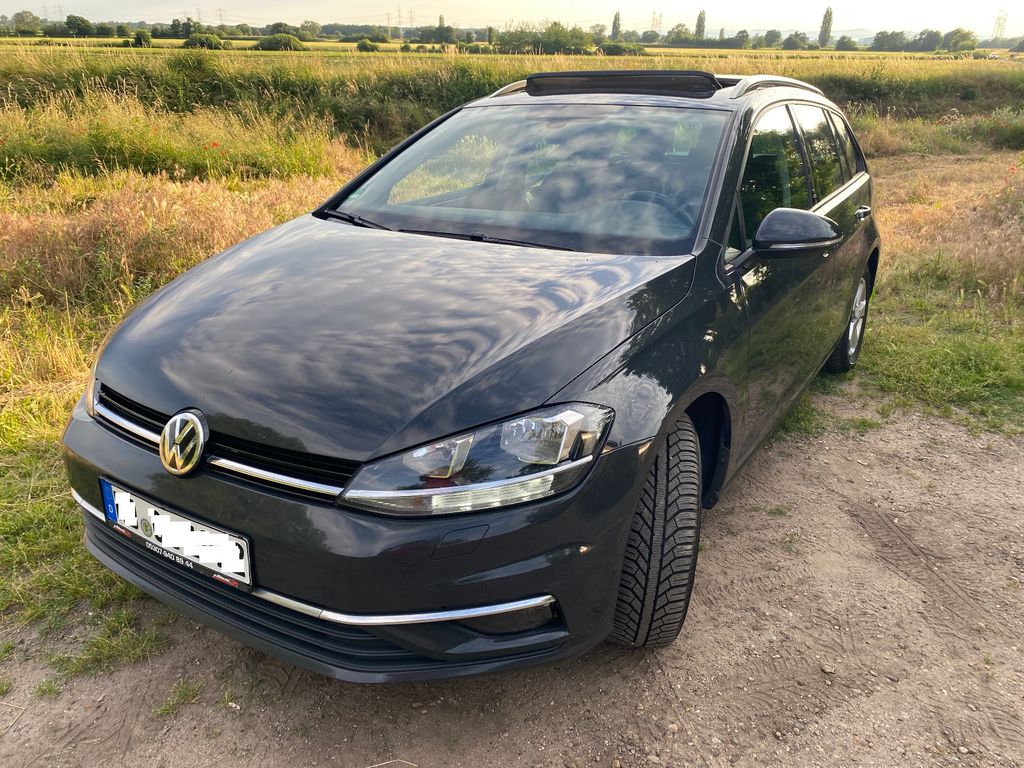 Bild des Angebotes Volkswagen Golf ACC Schiebedach Klima TÜV Neu!