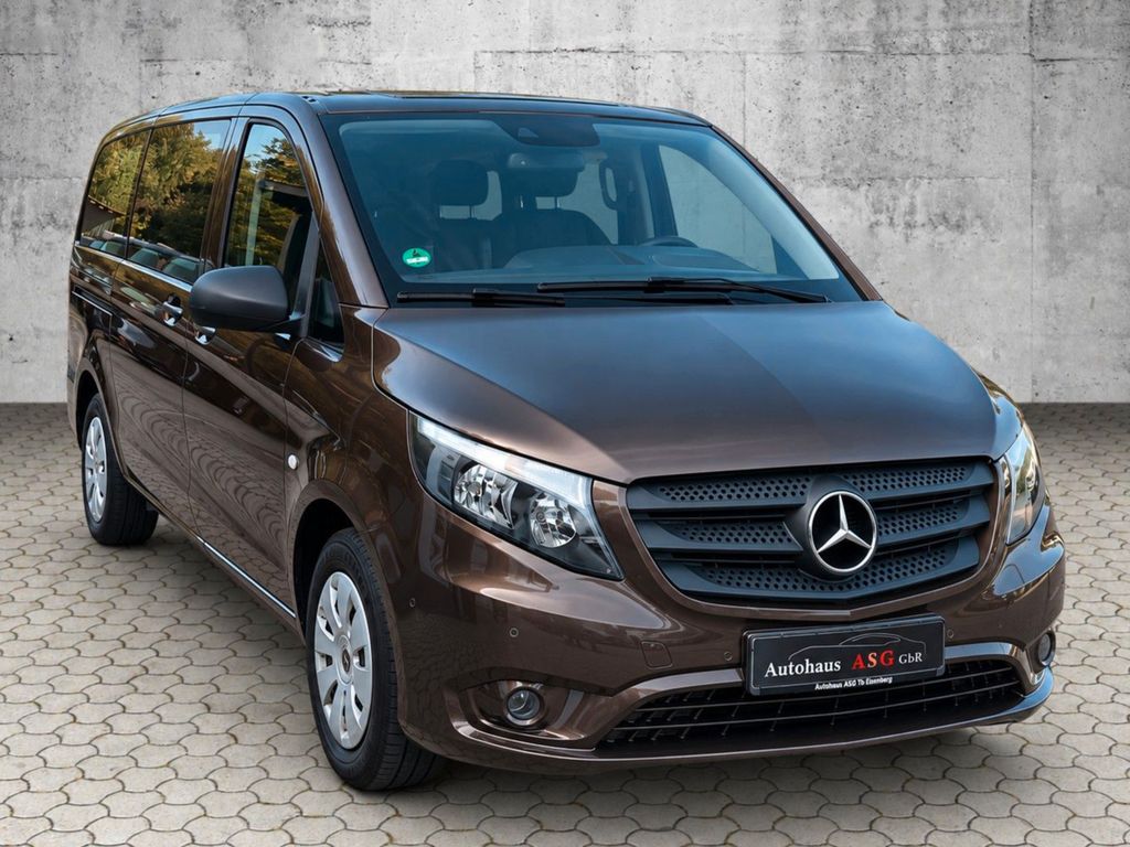 Bild des Angebotes Mercedes-Benz Vito Tourer 111 CDI FWD Lang Pro* 8 Sitzer*AHK*