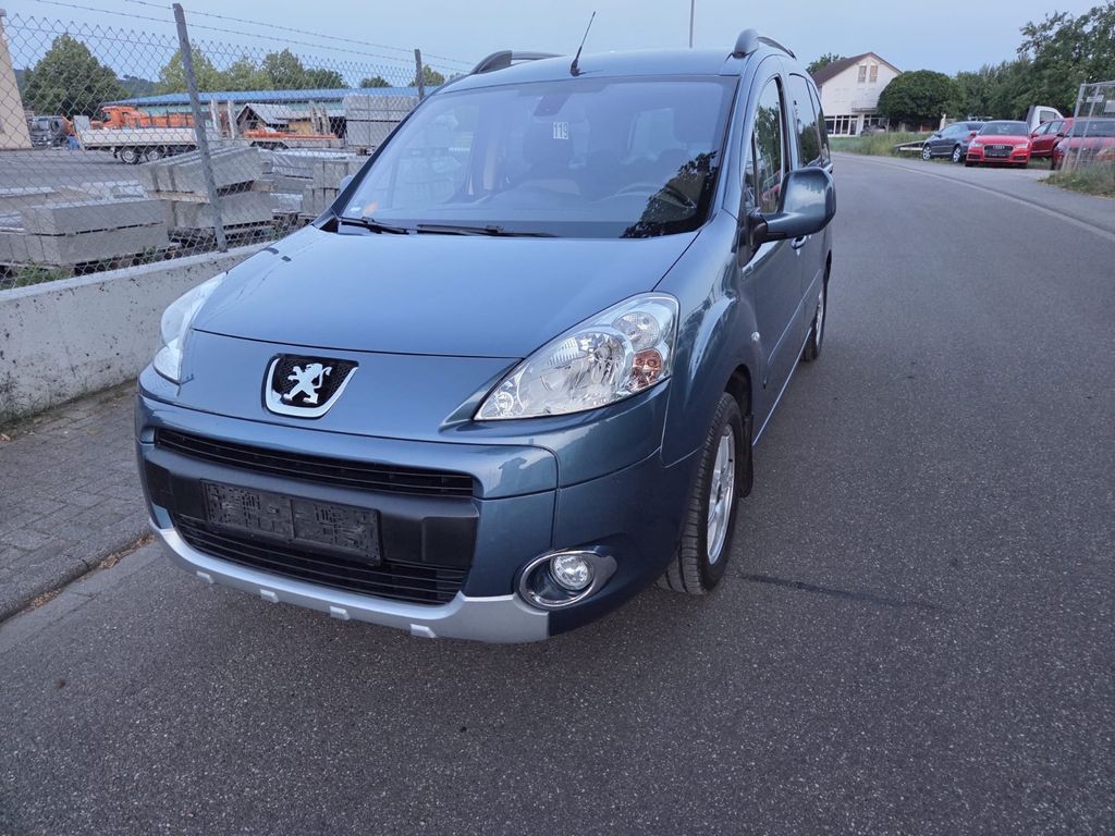 Bild des Angebotes Peugeot Partner Tepee Premium NEU TÜV & AU