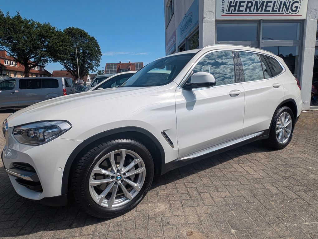 BMW X3 xDrive30i Luxury Line AT Pano|AHK|Cam|Innov.