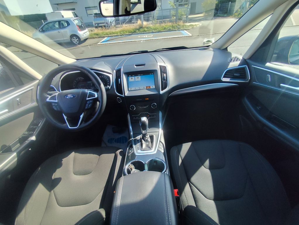 Bild des Angebotes Ford S-MAX Titanium Aut. Navi 7 Sitzer Keyless-Go 2.H