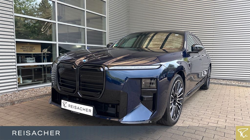 BMW i7 60 xDrive Limousine Laden AC Sitzbelüftung