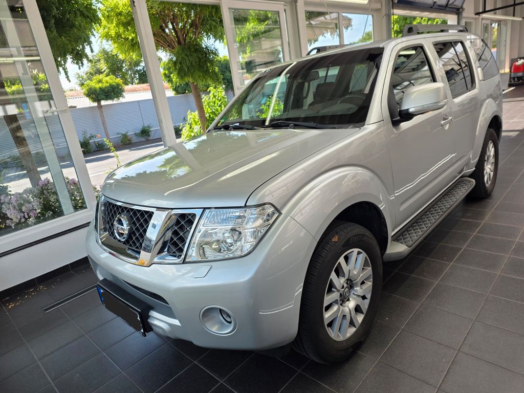 Nissan Pathfinder 2.5 dCi DPF LE 4WD Automatik Vollaus.