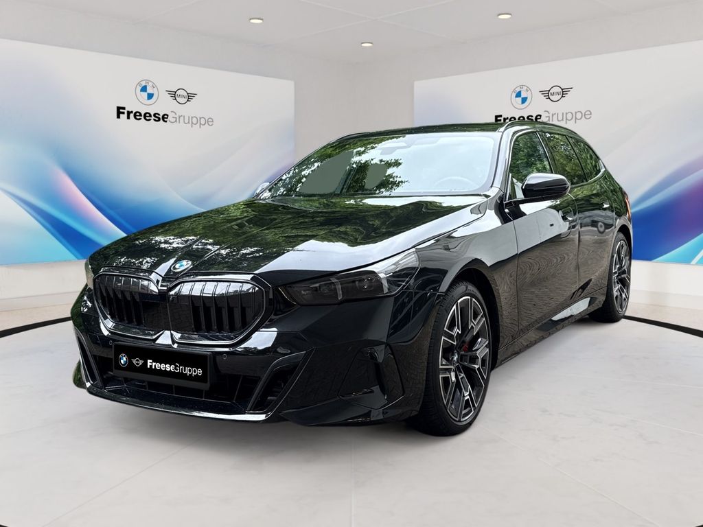 Bild des Angebotes BMW 540d xDrive Touring AHK 360° STANDHZ HEAD-UP RFK