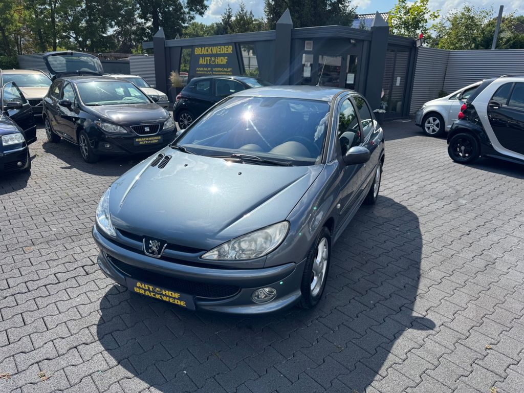 Bild des Angebotes Peugeot 206 Tendance Automatik Alu Klimaautomatik
