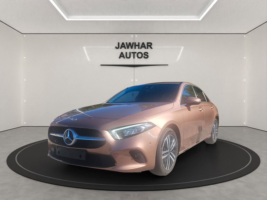 Bild des Angebotes Mercedes-Benz A 200 Limousine 120KW Aut.*LED*CAM*PDC*SITZHZ*